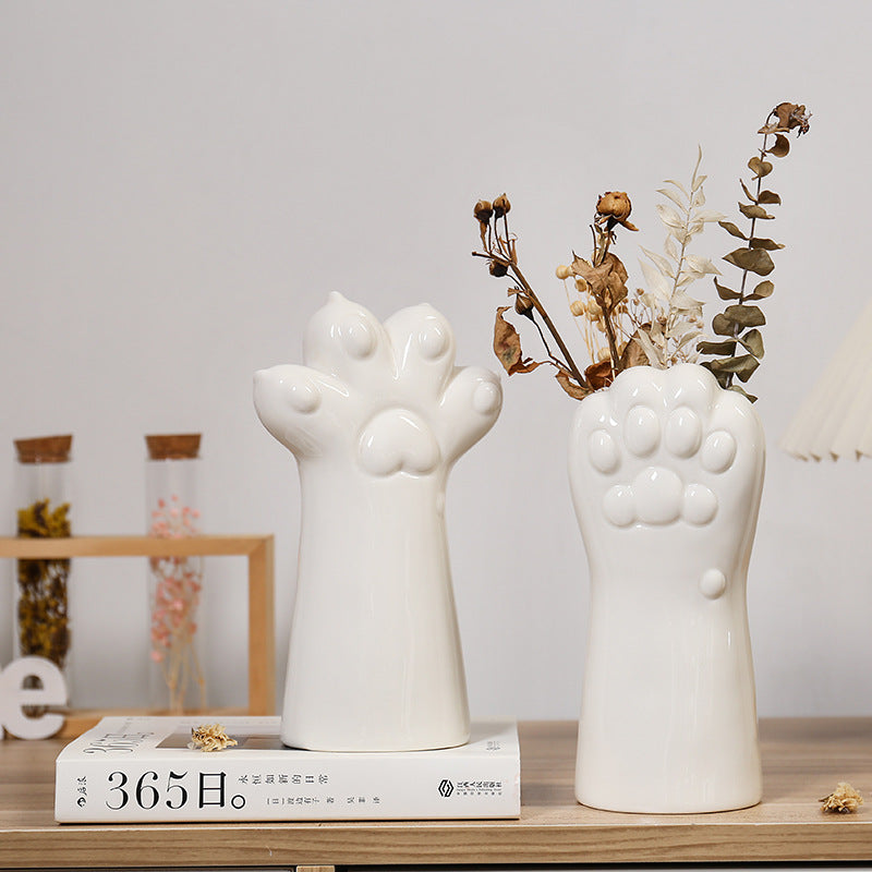 Cat's Paw Vase