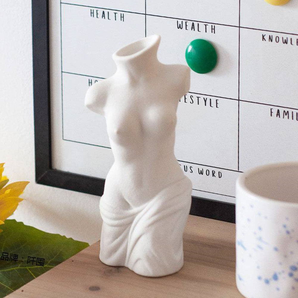 Minimalistic Female Body Vase