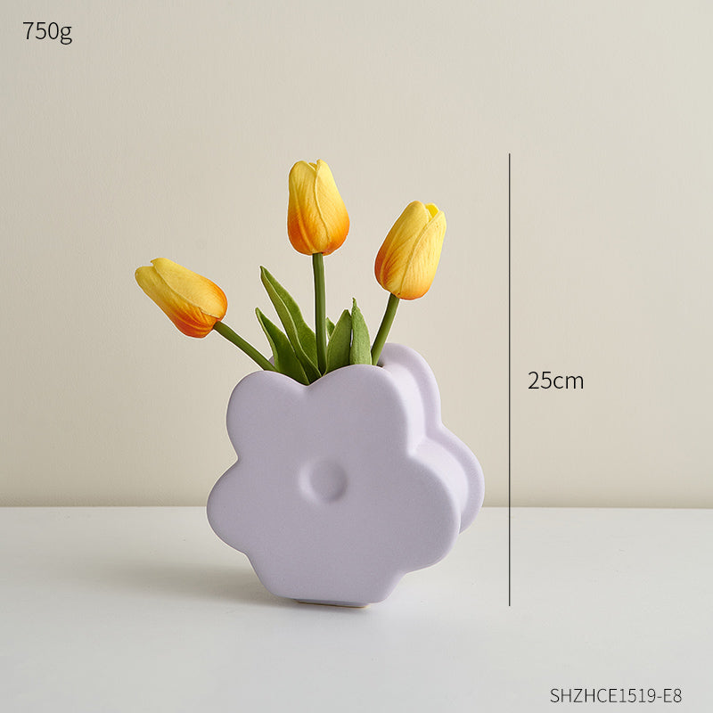 Nordic Wind Ceramic Vase Ornaments Are Luxurious