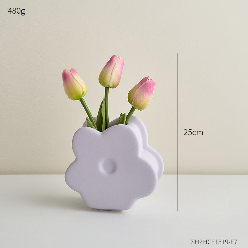 Nordic Wind Ceramic Vase Ornaments Are Luxurious